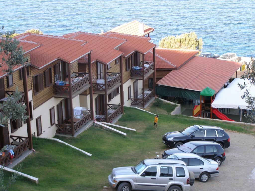 Wooden Nest Daire Akhladherí Oda fotoğraf