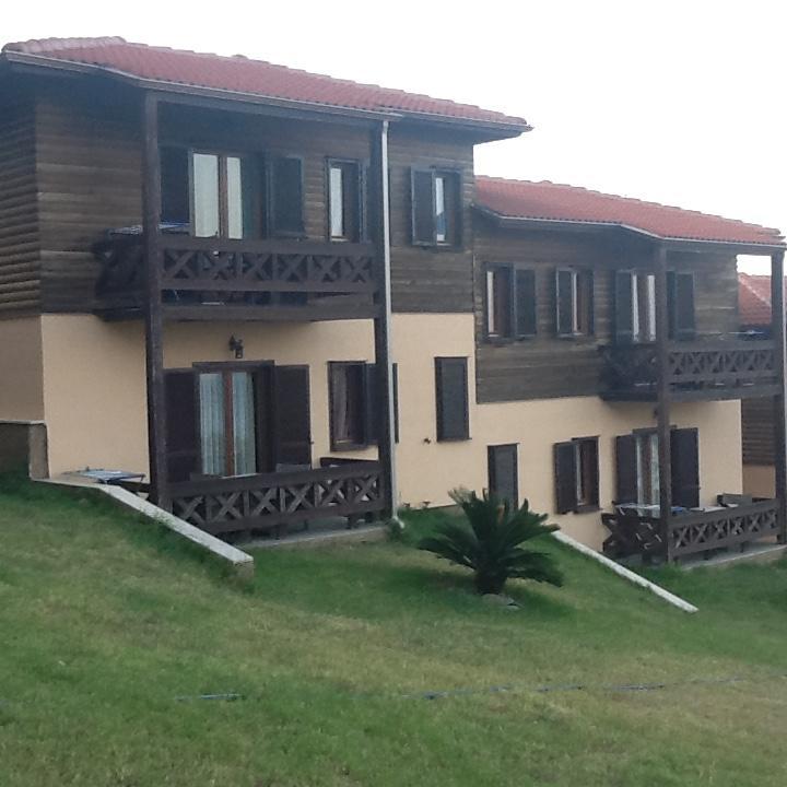 Wooden Nest Daire Akhladherí Dış mekan fotoğraf